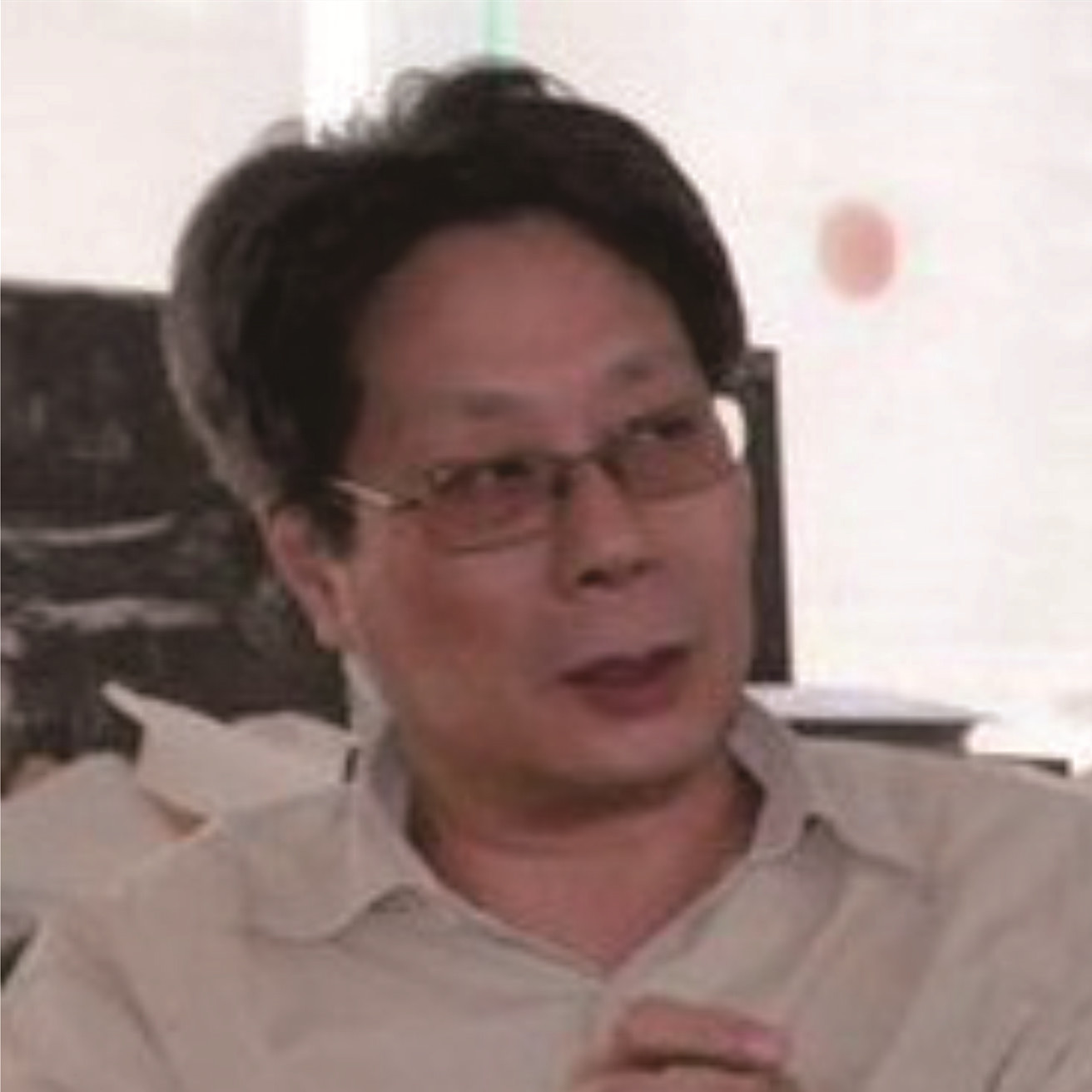施大畏