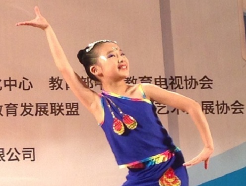 小熒星捷報(bào)頻傳，舞蹈團(tuán)再獲嘉獎(jiǎng)