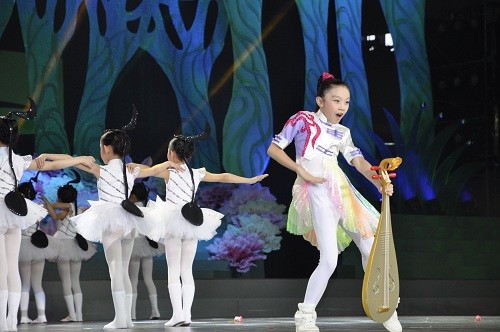小熒星《上海Say Hello》亮相2014上海國(guó)際少年兒童文化藝術(shù)節(jié)