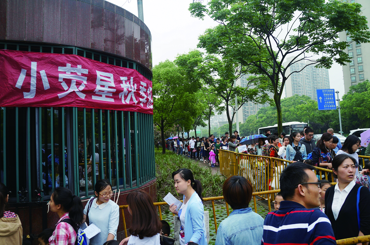 小熒星2016秋季招生如火如荼 聯(lián)手SMG電視新聞中心共同打造滬上金牌小記者團(tuán)